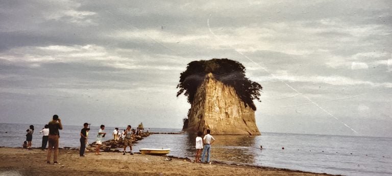 見附島